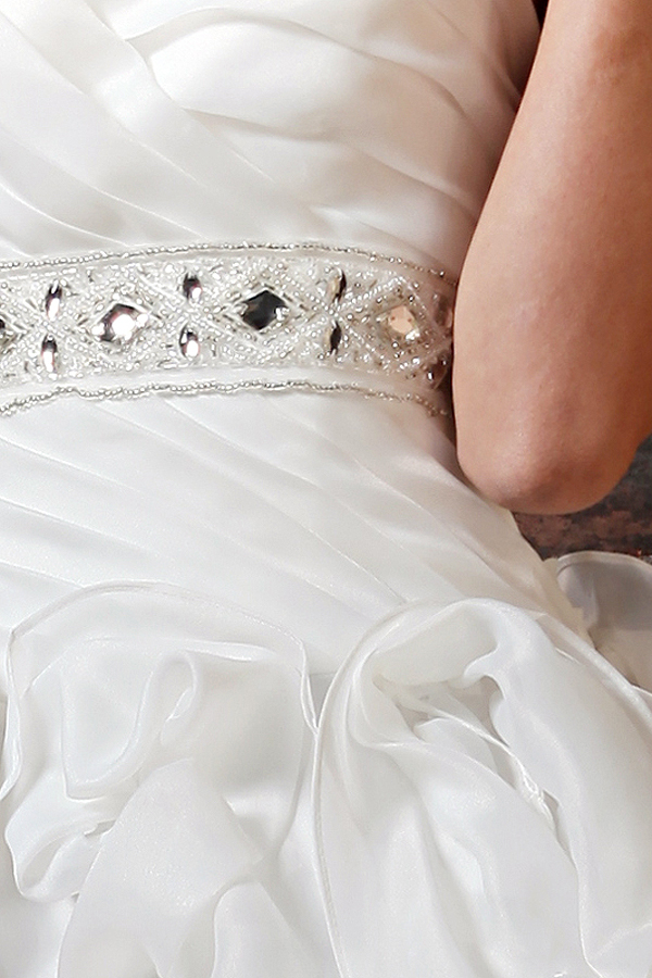 Fabulous Ruffled A-line Wedding Gown with Court Train - Click Image to Close